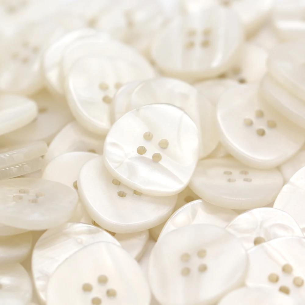 HENGC 15/25mm White Bubble Resin Buttons For Clothes Retro Female Shirt Coat Jacket Cardigan Handmade DIY Sewing Accessories