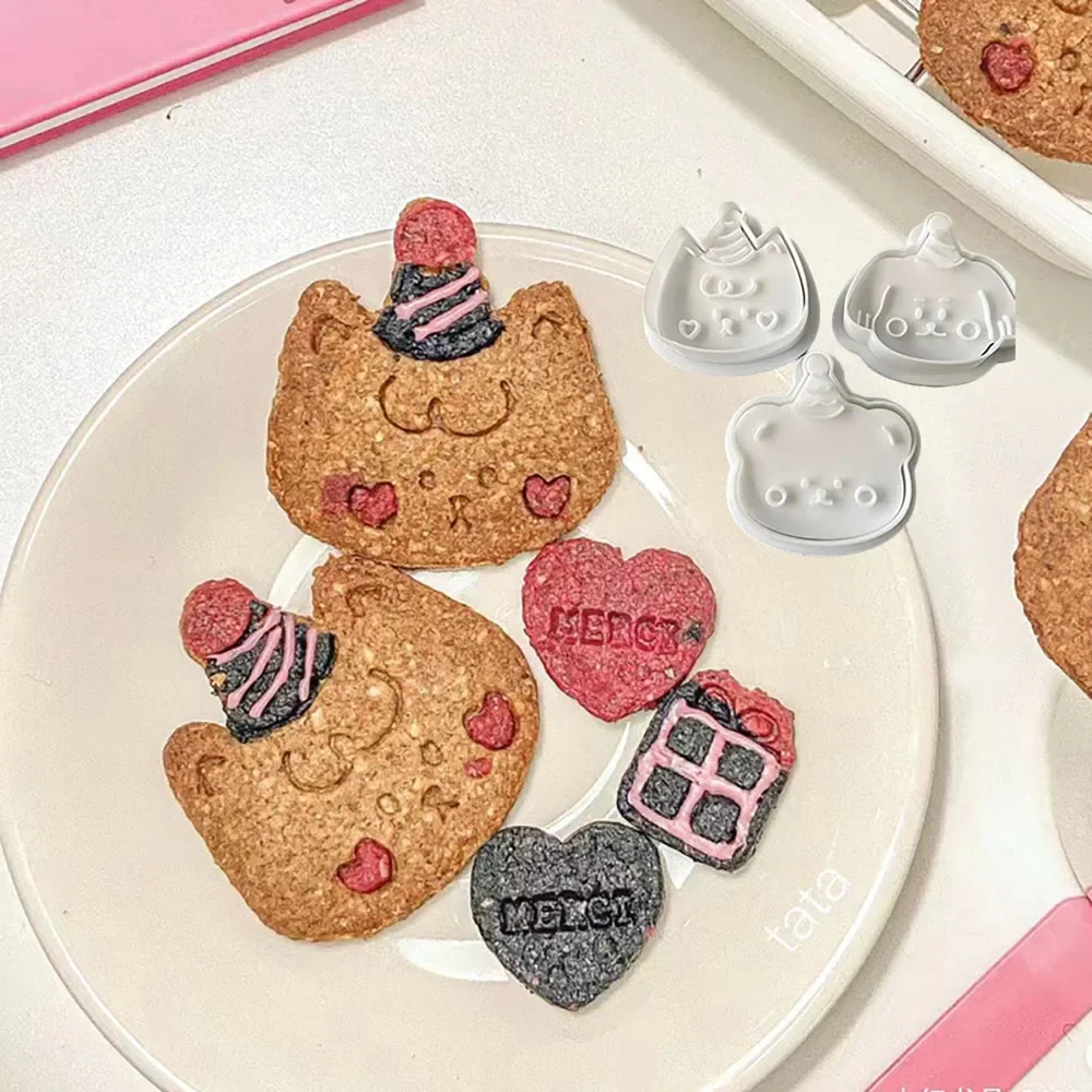 

Cartoon Party Kitten Bear Cookie Cutters Pressable Biscuit Mold DIY Kitchen Baking Pastry Bakeware