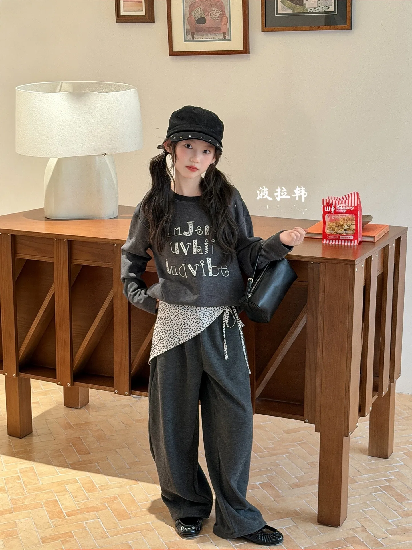 girls-long-sleeve-t-shirt-korean-style-skin-friendly-loose-casual-base-shirt-for-autumn-and-winter-comfortable-polyester-fabric