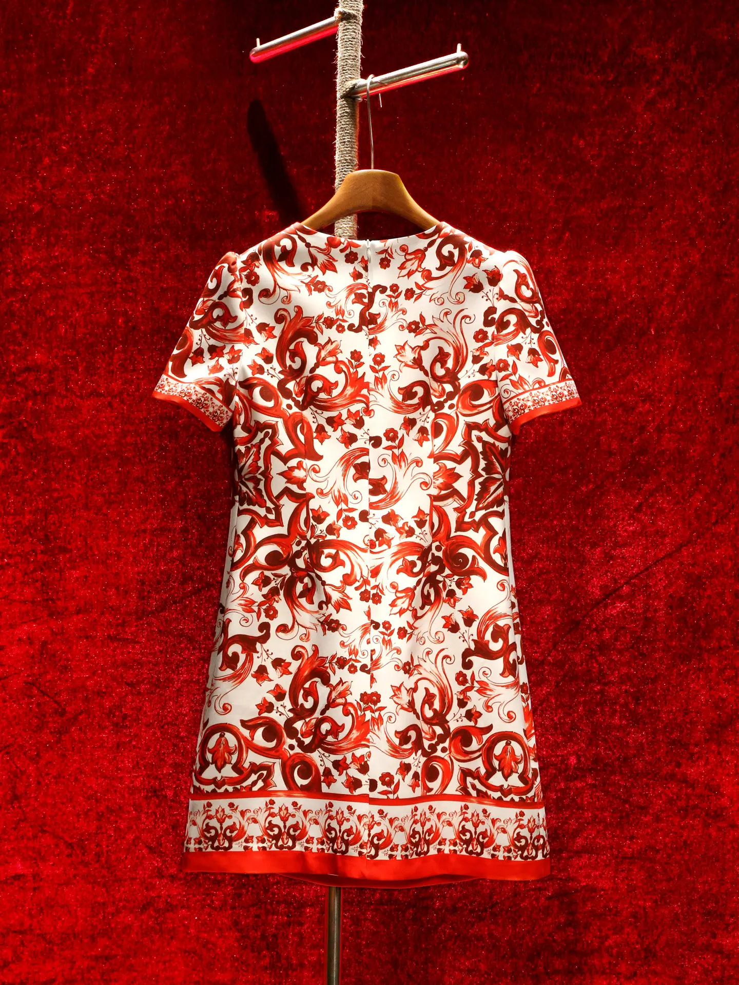 High Quality Vintage Red Geometry Printed Short Sleeve Women Dress New Spring Summer Luxury Bead Elegant Round Neck A-line Dress