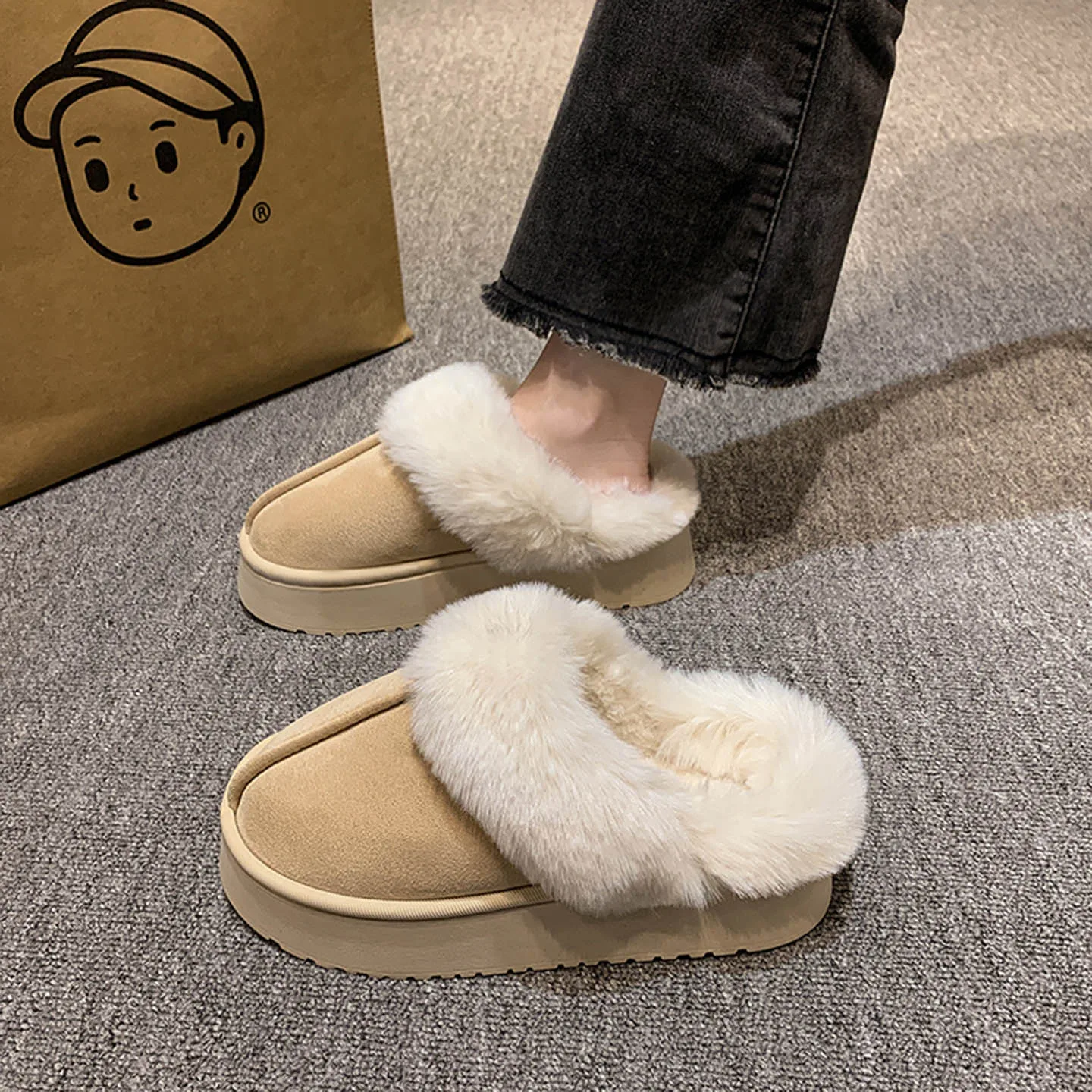 Бежевые босоножки на каблуке, тапочки, мягкая женская обувь на платформе, женские шлепанцы с закрытым носком, черные удобные сабо, массажные лаконичные туфли