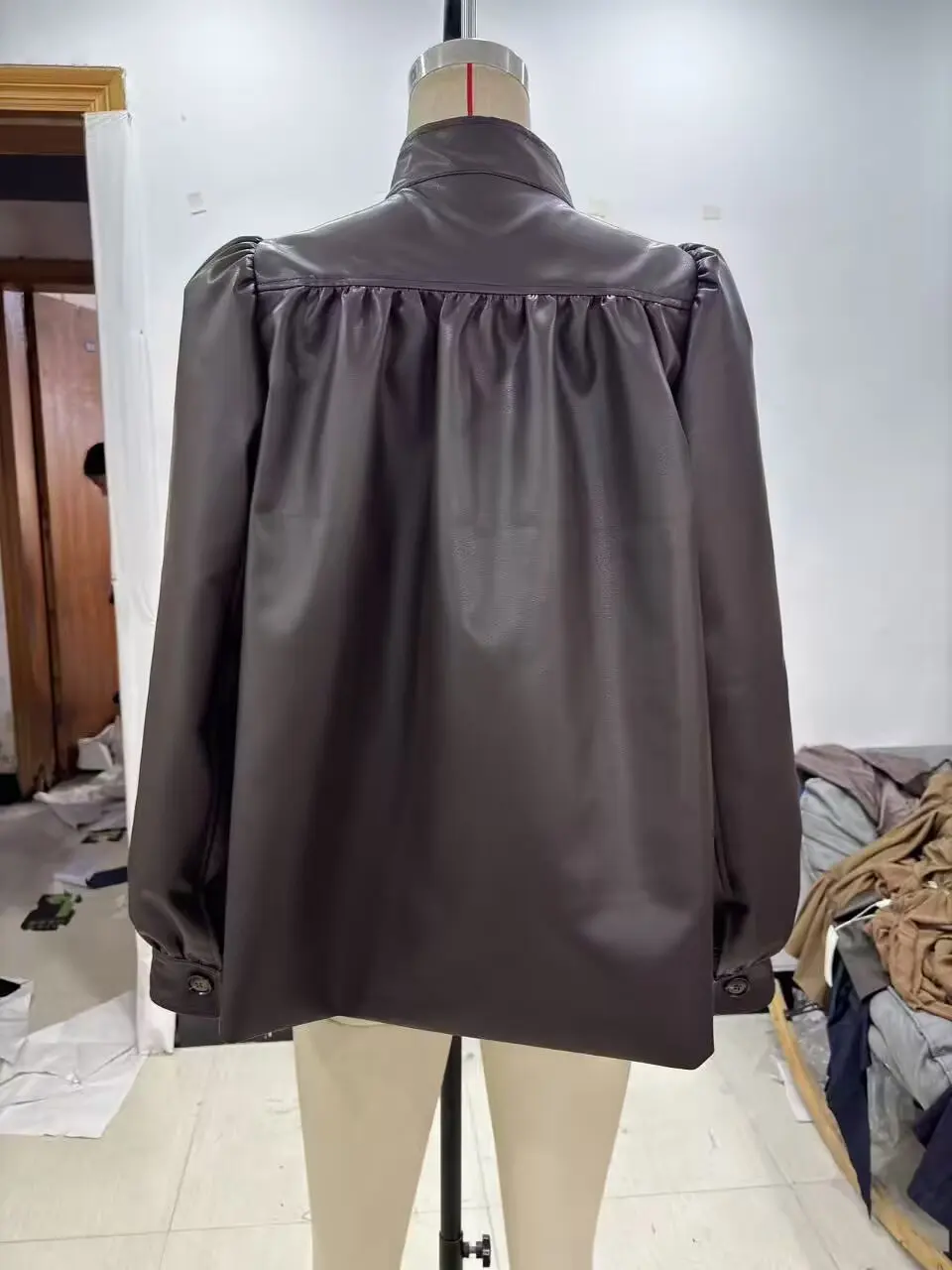 Giacca da donna casual in pelle con colletto alla coreana Chic monopetto a maniche lunghe giacche larghe 2026 Lady High Street Fashion Outwear