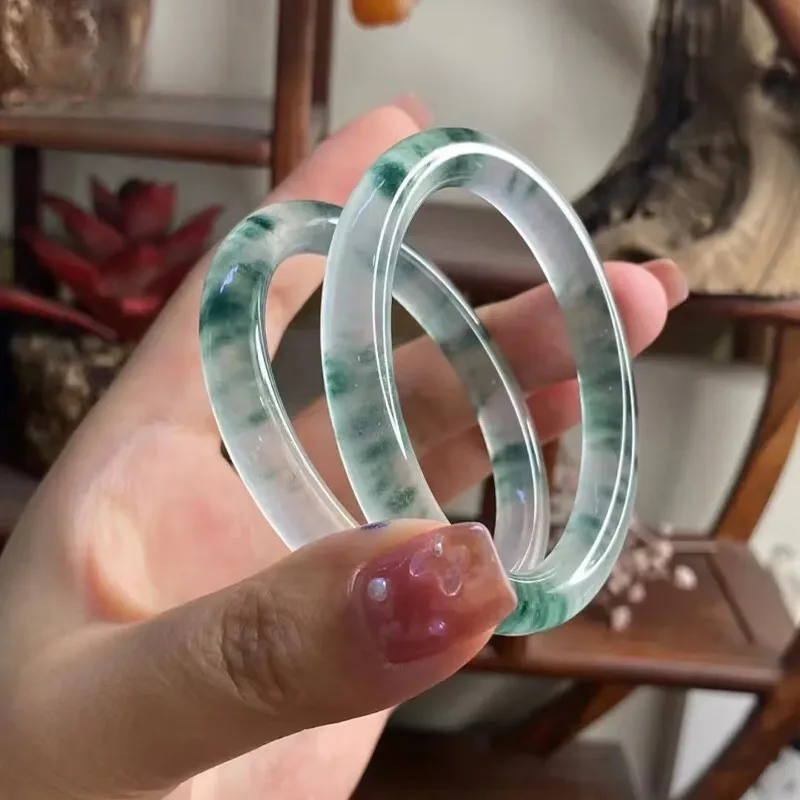 

Natural High-ice Quartzite Jade Thin Strip Bracelet, Fashionable, Simple and Compact Daily Jade Bracelet