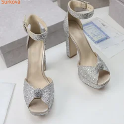 Sandali con fibbia peep toe con strass perlati Sandali con tacco alto con plateau Peep Toe LeatherSummer Fashion Party 2023 Banchetto elegante