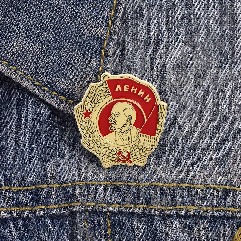 Pins New Cartoon Souvenir Badge Spike Soviet Lenin Medal Costume Wearing Honor Badge Accessories Pins for Backpacks Badges Metal