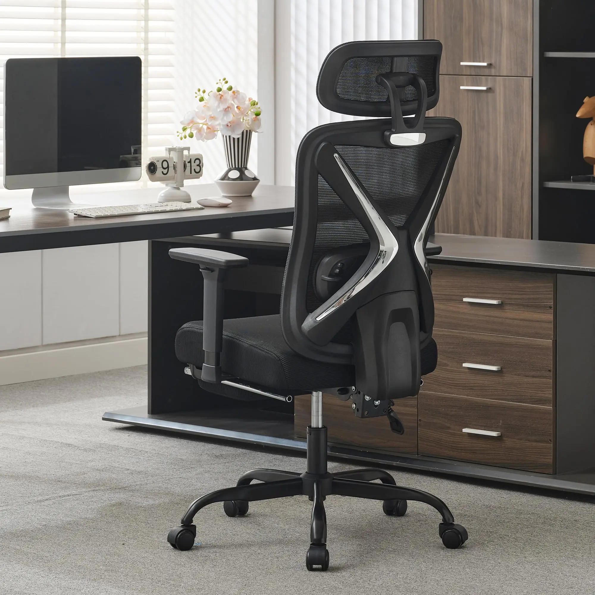 

Free Shipping High Back Mesh Ergonomic Office Chair with Automatic Induction Massage and Footrest