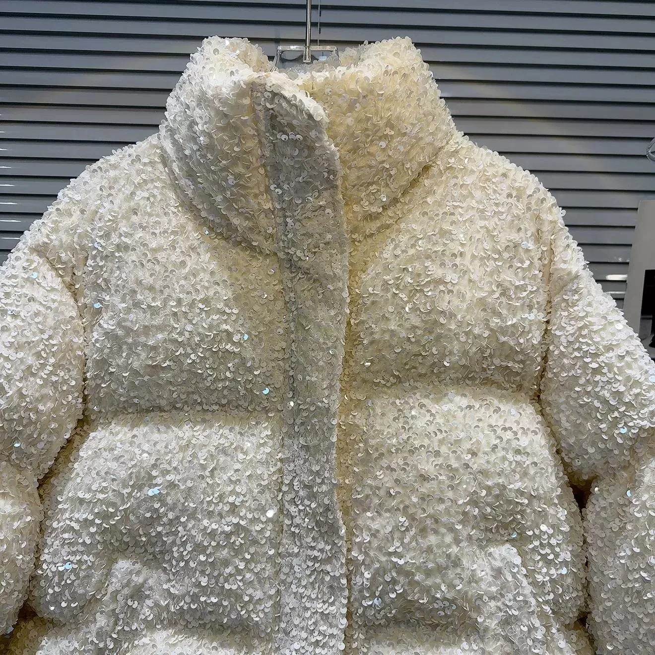 Winter Women Sequined Down Jacket American Casual Fashion High Street Loose Warm Thicken Stand Up Collar Shiny Puff Coat