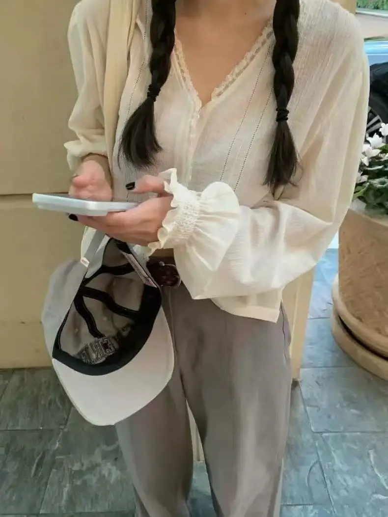 

Элегантная мягкая кремовая рубашка с V-образным вырезом, кружевом и одной пуговицей, с длинными рукавами, женская, свободного кроя, из дышащего хлопка, весенне-летняя