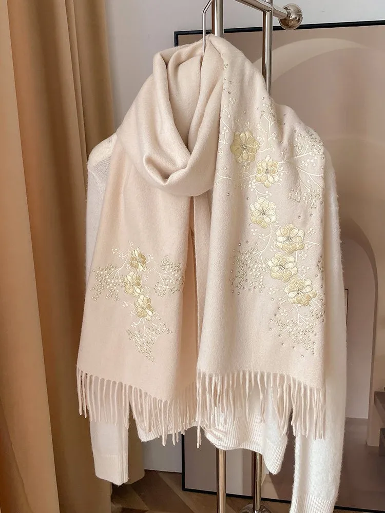 A new style of women's air-conditioned room shawl with real fur scarf Pair it cheongsam cape as birthday gift