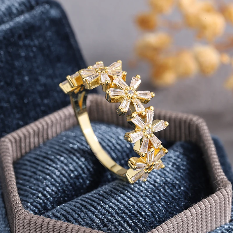 

Высококачественное кольцо из 18-каратного золота с ромашкой и белым цирконом для женщин, модные вечерние свадебные украшения, подарок