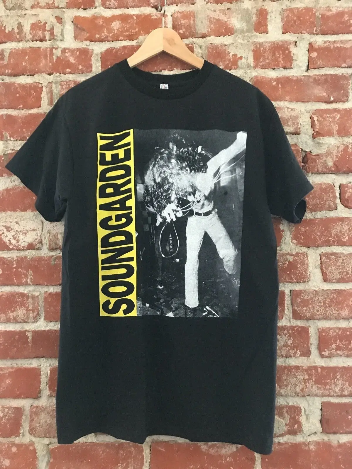 (Officially Licensed) Sound Garden Louder Than Love Band Tee