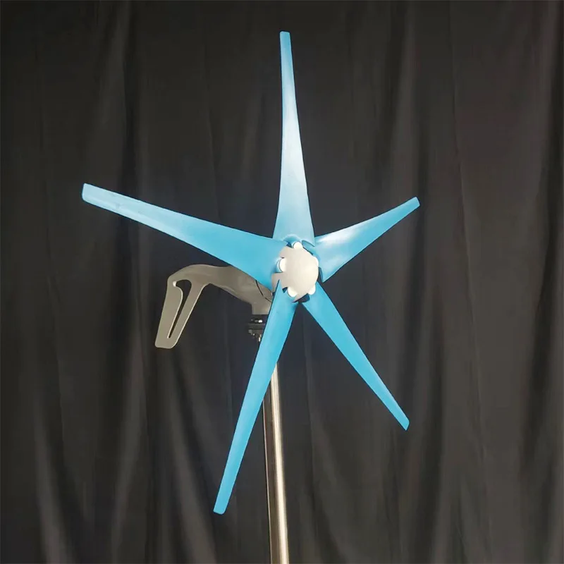 Power Generation System for Horizontal Axis Wind Turbine Wind-Wind Hybrid Street Light