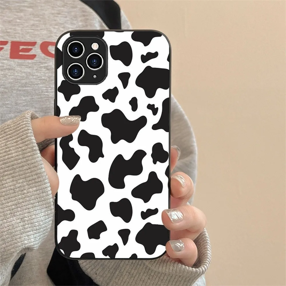 Fascinating Leopard Print Phone Case for IPhone 15 11 12 13 14 Pro Max 7 8 Plus X Xr Xs Max Se2020 12Mini Shockproof Soft Shell