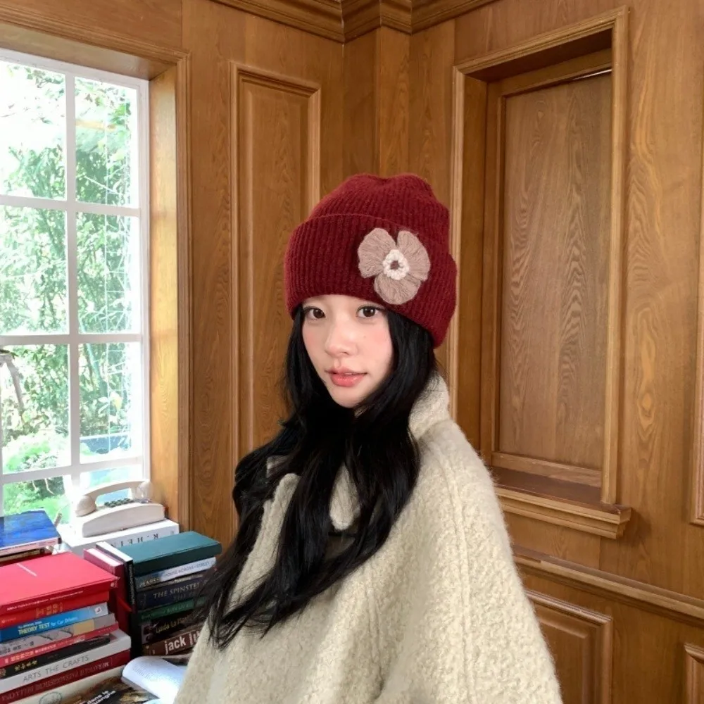 3D Flower Floral Knitted Beanie Hat 56cm-58cm Circumference Polyester Warm Fall Winter Hat Cozy Texture Face Slimming