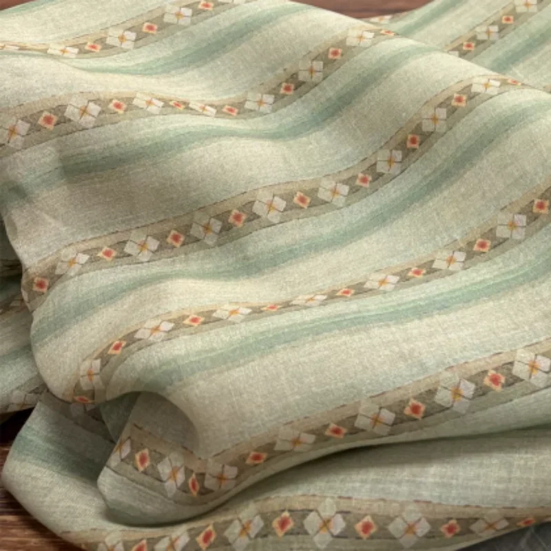 

100x138cm blue printed ramie cloth, used for handmade shirts, dresses, and other clothing.