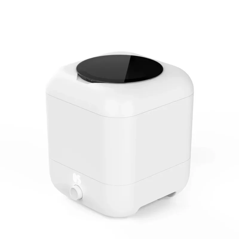 The mini washing machine is loaded on the top of the mini washing machine, which is convenient, practical and durable.