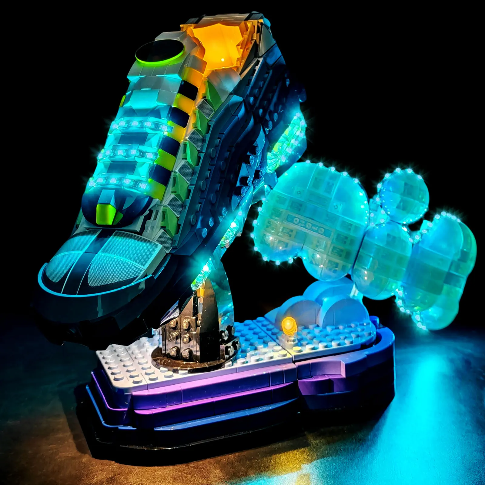 

Комплект светодиодного освещения LYBMTWF, совместимый с конструктором Lego 43025 Nike Air Max 95 (не включает модельные блоки)