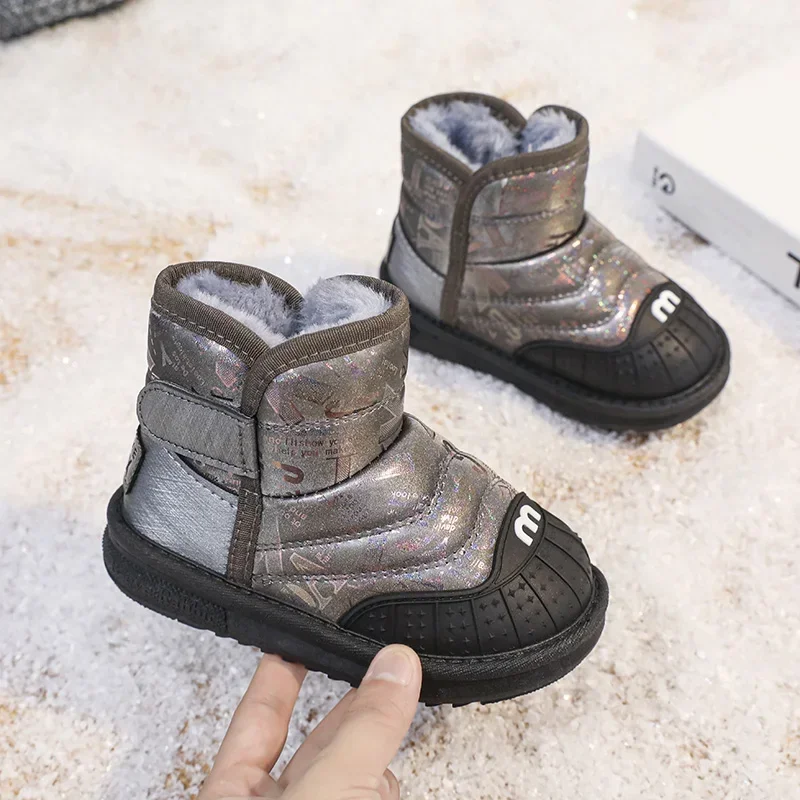 2024 neue kinder Schnee Stiefel Warme Samt Jungen und Mädchen Wasserdicht Casual Baumwolle Schuh Kind Anti-slip Anti-kollision Baumwolle Boot