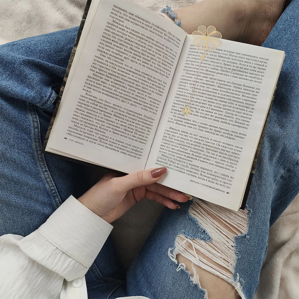 

Hollow Out Leaf Bookmarks Golden Decorative for Library Reading Room Office Home Plant Design Page Marker Bookmark Ornament