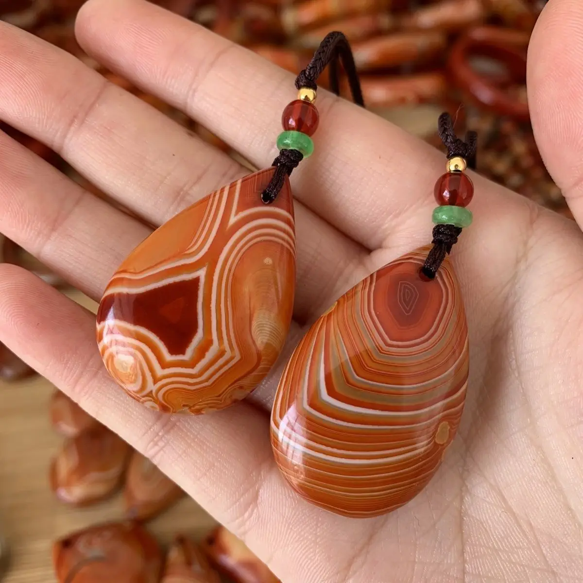 

Agate Water Drop Pendant