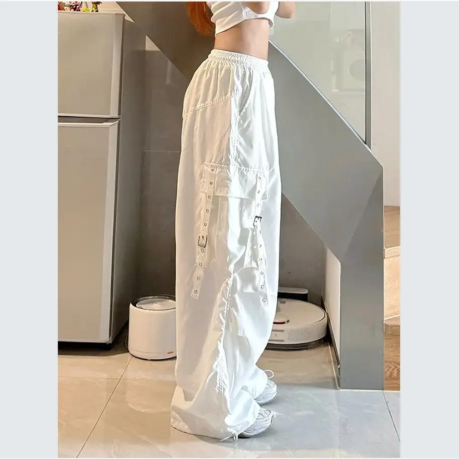 Women Parachute Cargo Pants Elastic Drawstring Waist Wide Leg Trousers with Rivet Buckle Pocket Detail Streetwear Casual Pants