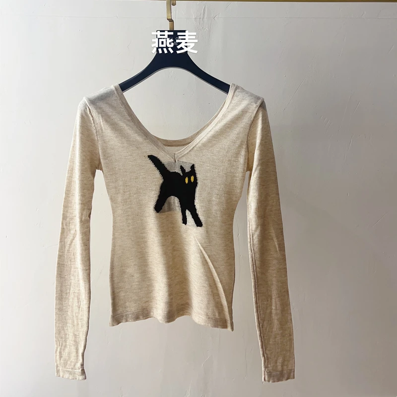 T-Shirt a maniche lunghe lavorata a maglia con gatto sottile da donna con scollo a v coreano