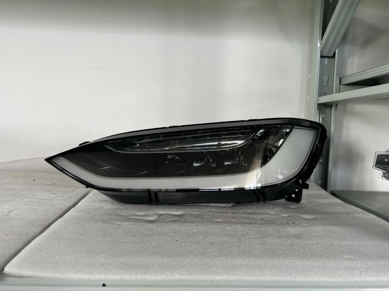 Fit For Tesla Model X Headlight 2016-2022 Model X LED Headlamp OEM# 103431400F 103431500F Tesla Cars Accessories Plug And Play