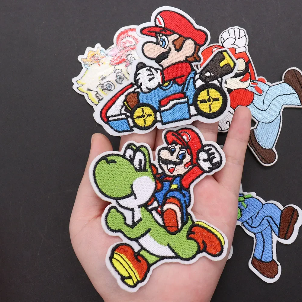 1-25 Uds. Parches de camiseta de dibujos animados de Mario Mushroom Ghost para niños, moneda MINISO, pegatinas bordadas para planchar en ropa, agujero de reparación DIY