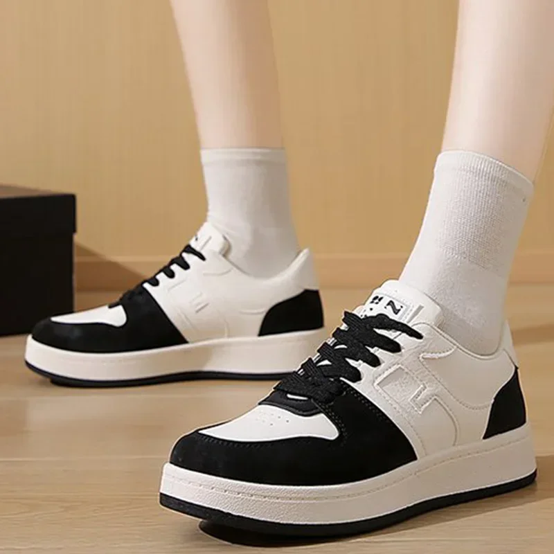 

Women Fashion Platform Sneakers Lace Up Running Sports Designer Shoes for Women Plus Size Comfortable Casual Walking Sneakers