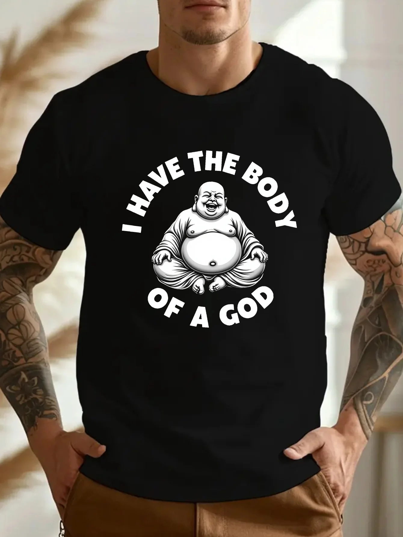 [Printed Design-NotTextured] Fun Maitreya Buddha slogan short-sleeve shirt, with contrasting elements that play on the meme to showcase a humorous attitude. The simple black and white color scheme is suitable for various combinations, perfect for gatherings with friends and daily commuting, easily creating a casual and witty trendy style