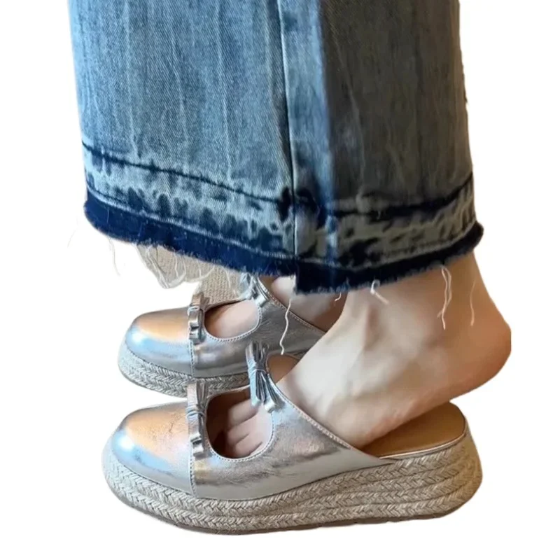 รองเท้าสุภาพสตรี 2025 แฟชั่นปิดนิ้วเท้ารองเท้าแตะผู้หญิงใหม่กลางแจ้ง Casual Butterfly-Knot ผู้ขายที่ดีที่สุดสบายรองเท้าแตะลิ่ม