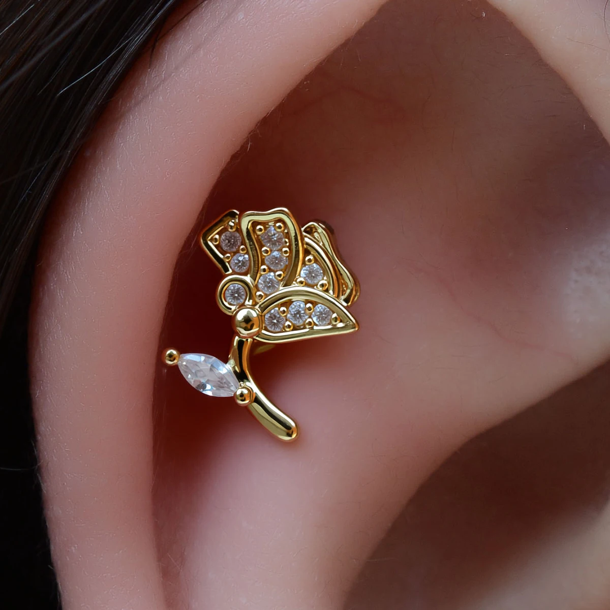 1 Stück Zierliche Modische Tulpen-Rosen-Blumen-Ohrstecker für Frauen Kristall CZ Faltback Helix Conch Lobe Piercings Schmuck