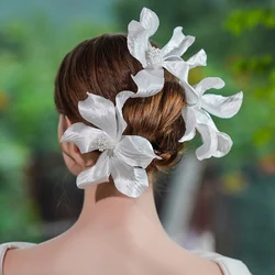 Wedding Bride Hair Ornament White Flowers Elegant Romantic Dating Essential for Women and Girls