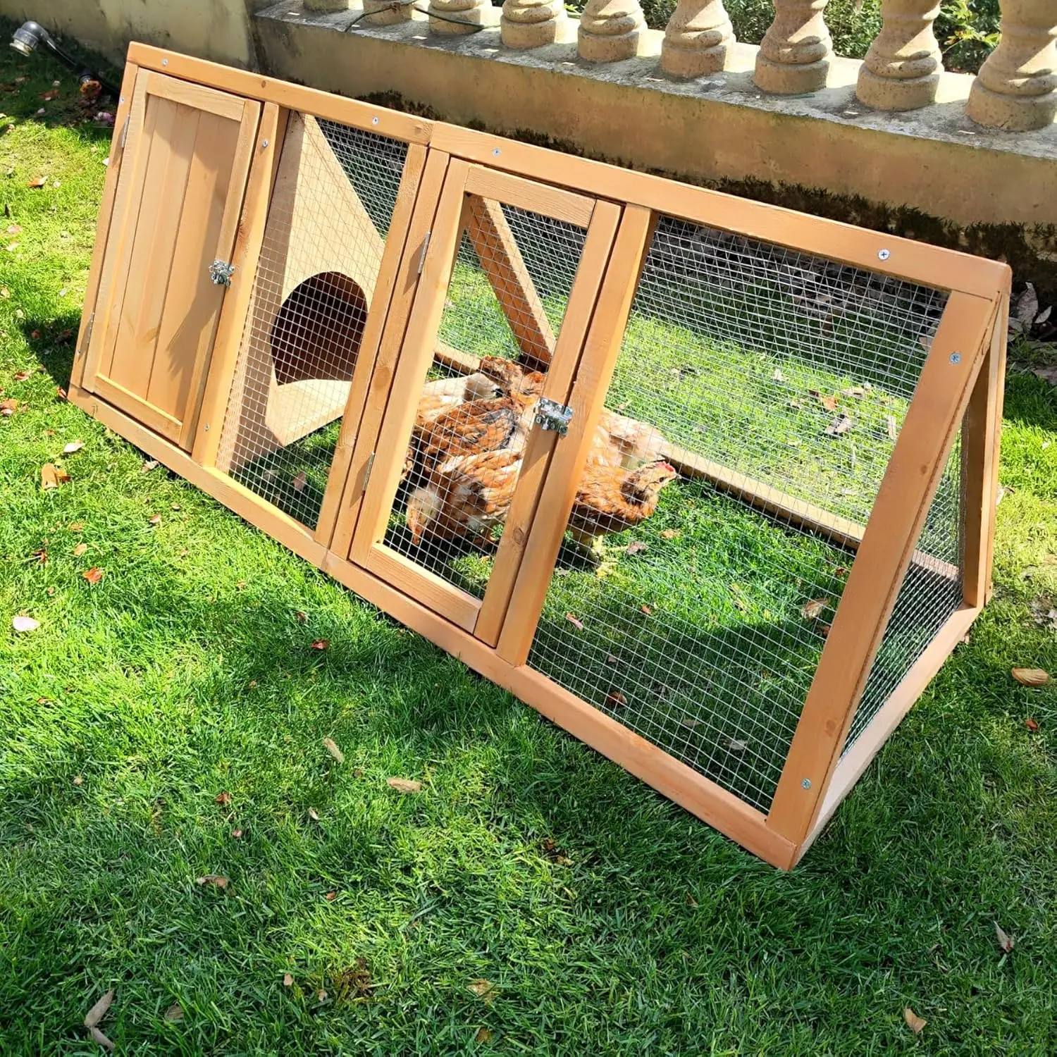 

Outdoor Rabbit Hutch A-Frame Chicken Coop with Ventilated Wire Fence, 47x18x19.5 in for Garden Backyard