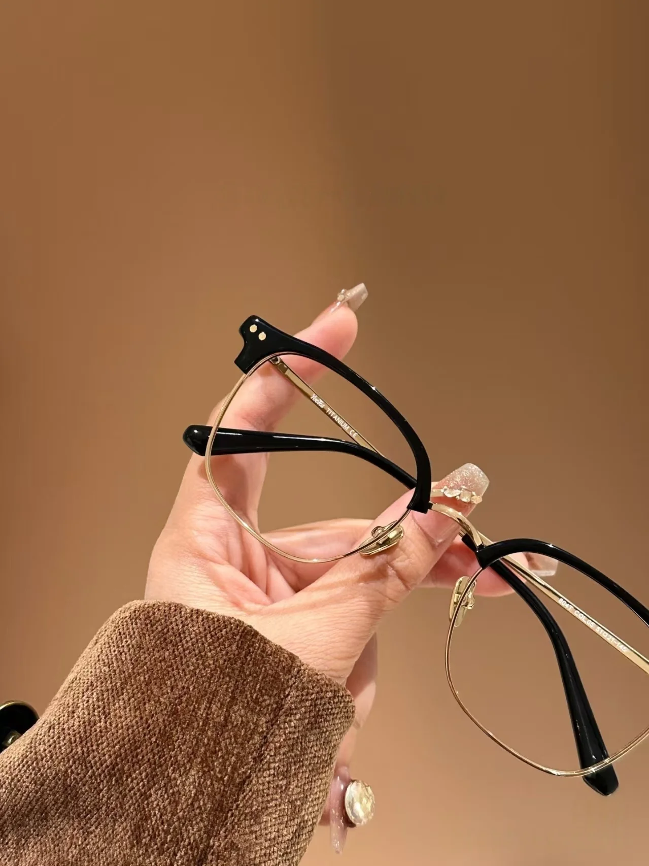 سلسلة "Academy Expert، Expert في مكان العمل" نظارات الضوء الأزرق للمرأة، نظارات كمبيوتر عصرية على المكتب تقلل من إجهاد العين والنمل