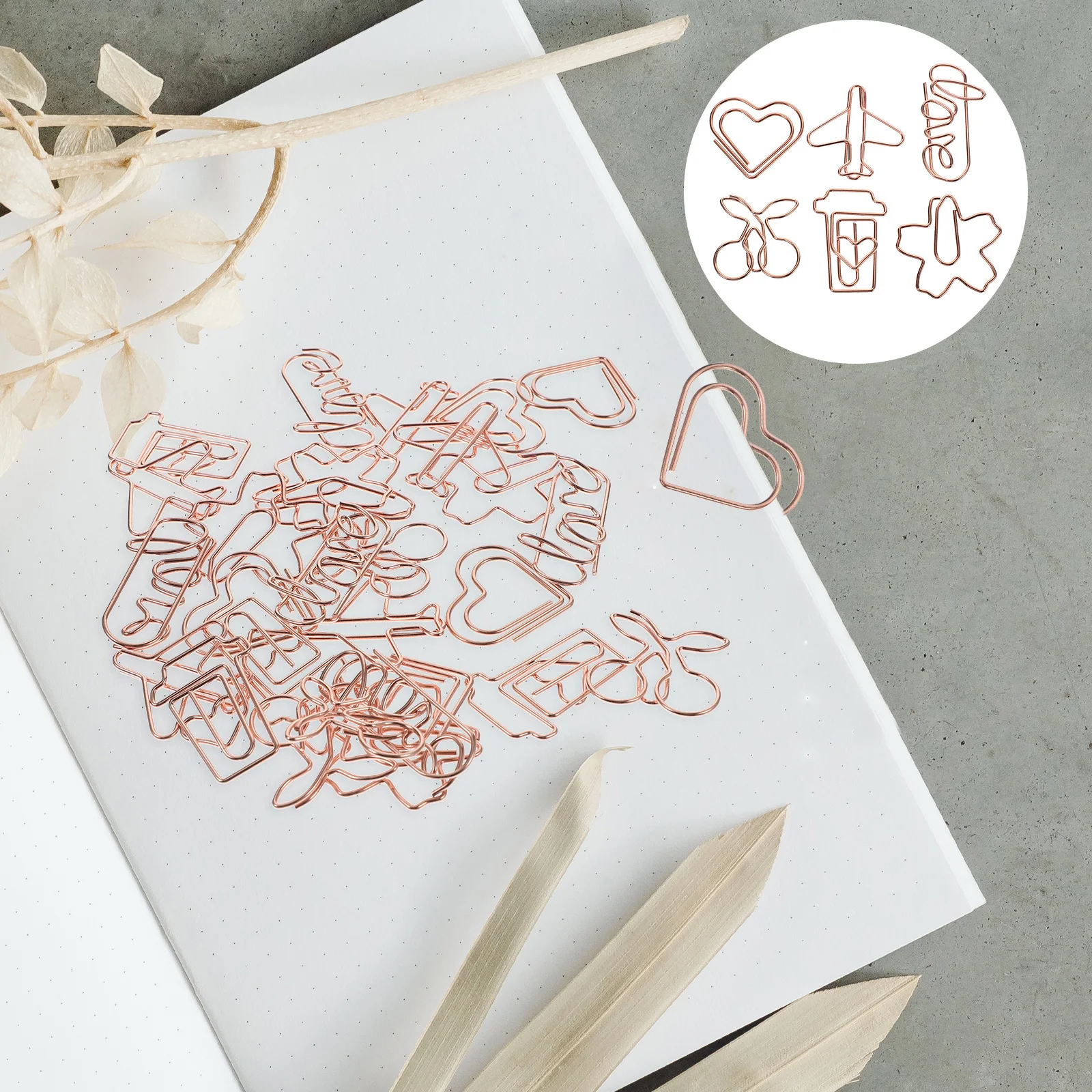 

30Pcs Metal Paperclips Lovely Small Novelty File Clips Office Document Cards Tickets Clips Paperclips Small Paper Clip Ornaments