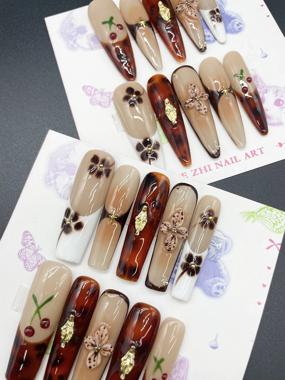 4.0 سنتيمتر مربع طويل خنجر الخريف الشتاء العنبر اللون اضغط على الأظافر ثلاثية الأبعاد مرسومة باليد الزهور الفرنسية البني الذهب اليدوية الأظافر وهمية #1