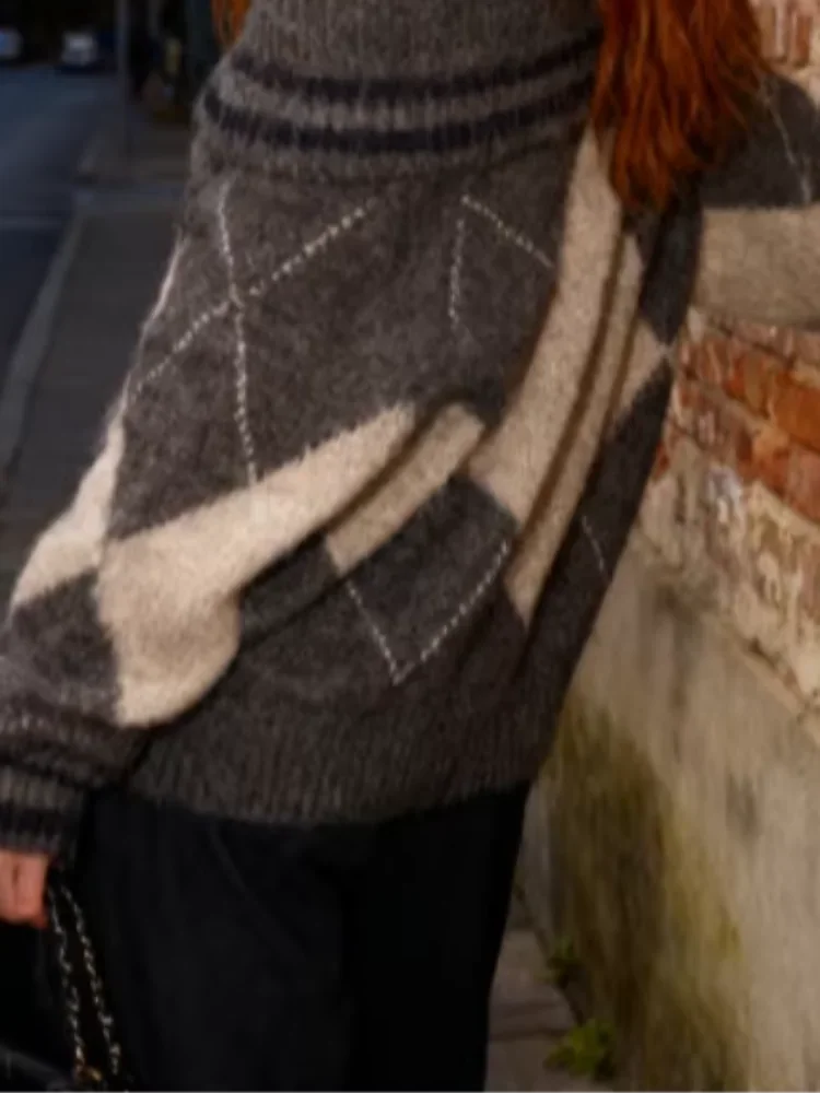 

2025 Autumn Winter New Lady Knitwear Vintage Off Shoulder Geometric Crochet Knit Sweater Women Chic Long Sleeve Slim Pullover