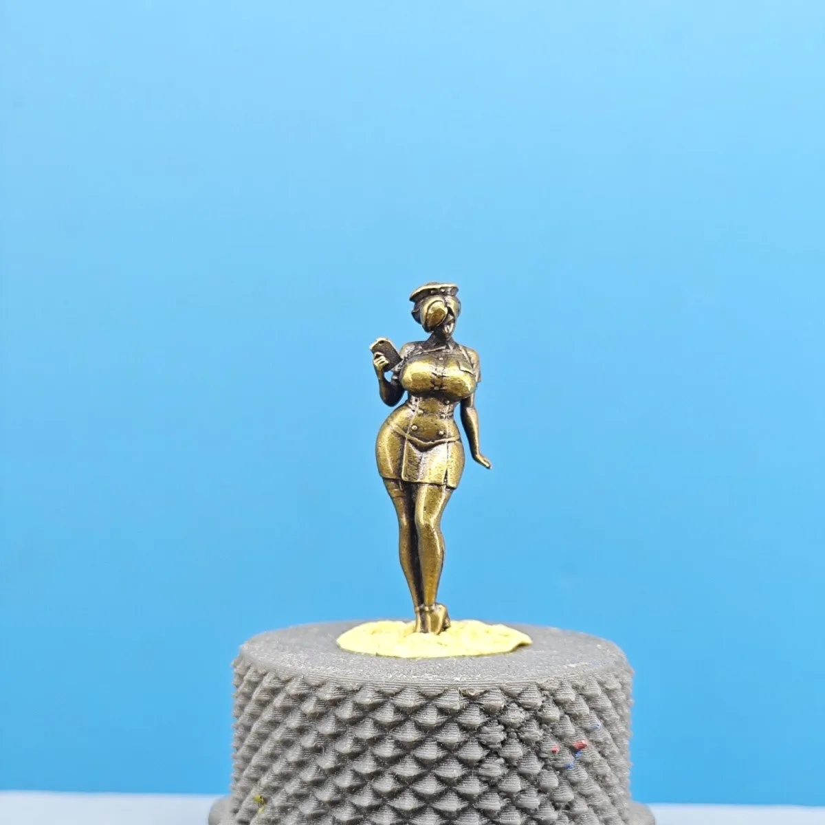 Brass Nurse Character Miniature Figurine Uniform Lady Model Sand Table Diorama Car Scene Micro Landscape Decor Craft