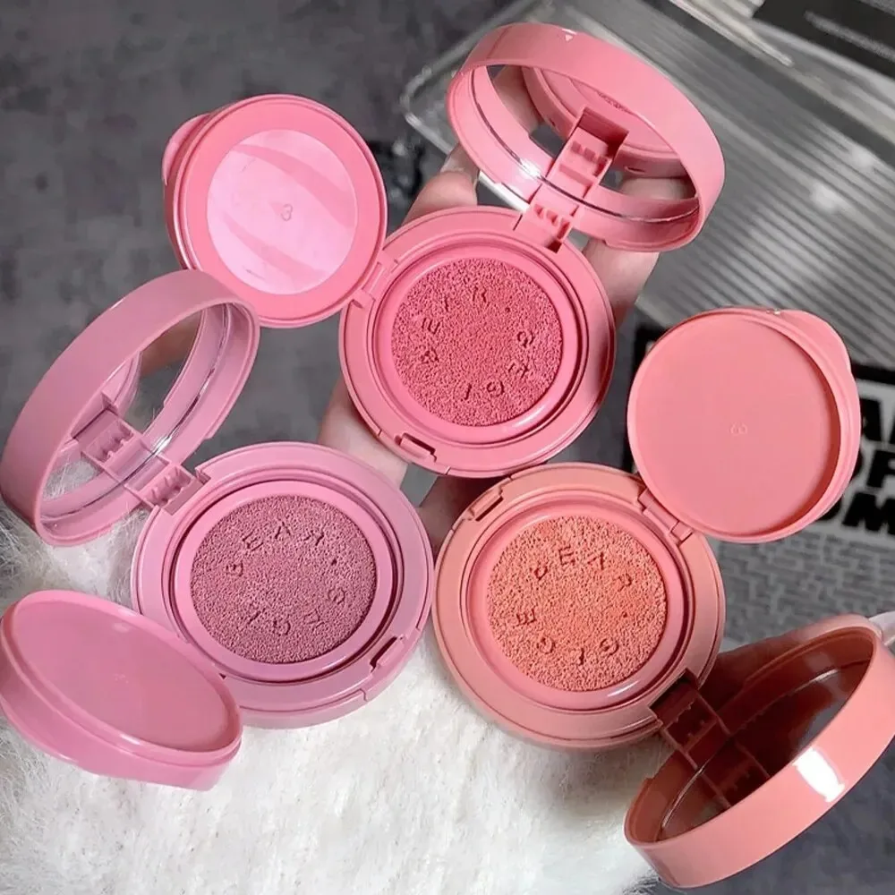 Girl's Air Cushion Blush Cream Strawberry Pink Face Blusher Natural Matte Cheek Tint Rouge Contour Mousse Blush with Sponge Puff
