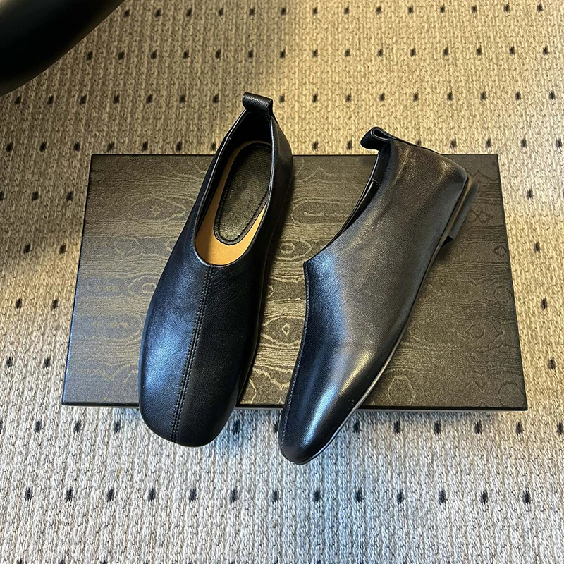 

Women's Flat Shoes, Genuine Leather Square Toe Retro Loafers, High-Quality Soft and Comfortable Casual Single Shoes