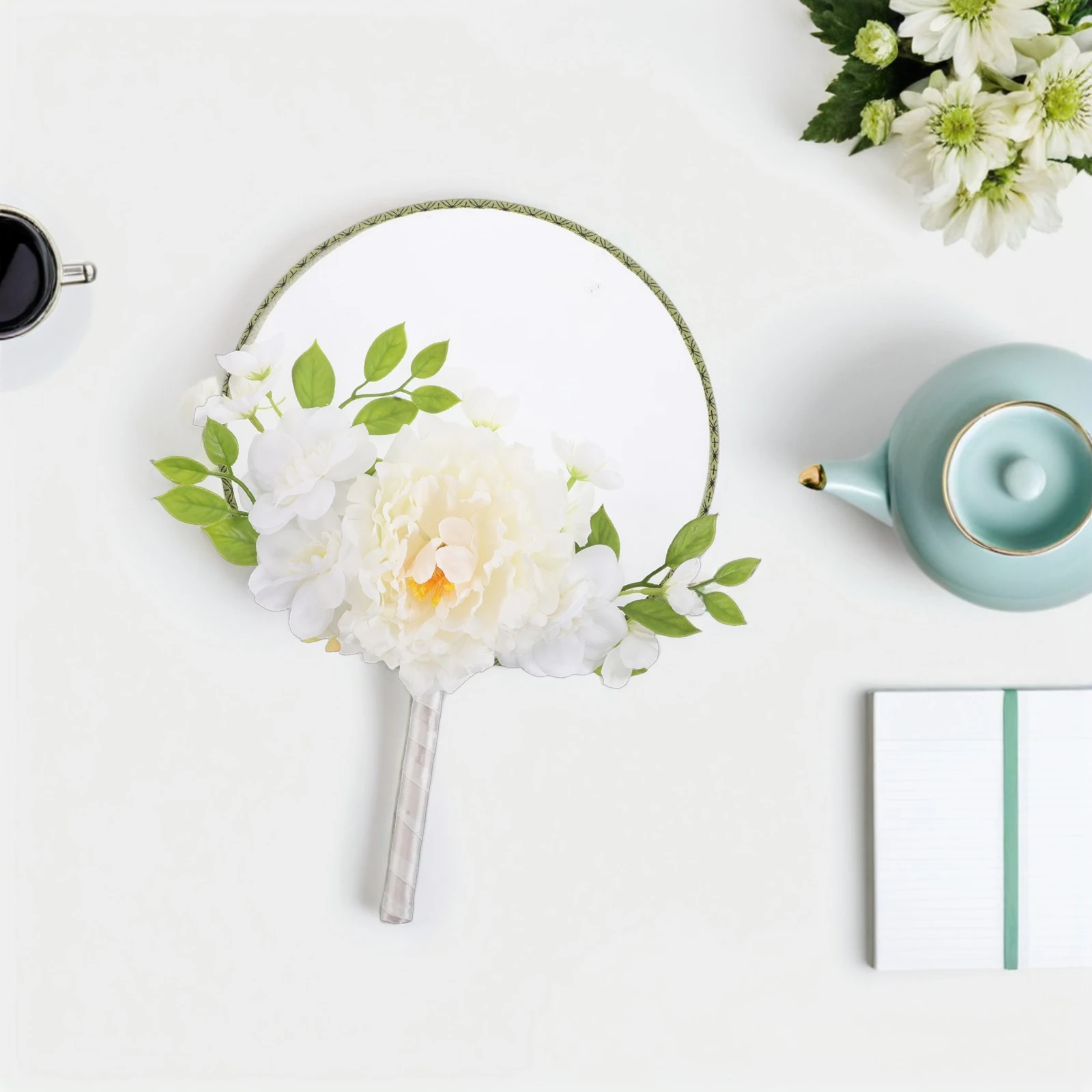 

New Chinese Style Elegant Tassel Round Hand Fan With Realistic Floral Decor Vintage Manual Fan For Wedding Dance Home Party