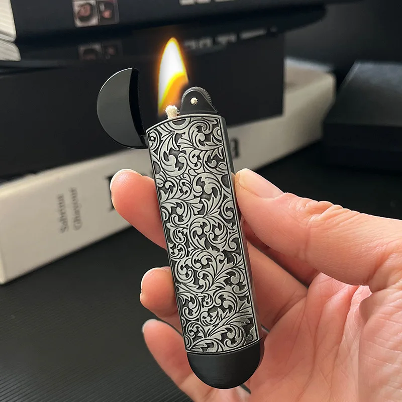 

Retro Fashion Embossed Inflatable Lighter Outdoor Portable Personalized Zinc Alloy Lighter Smoking Accessories Men's Gift