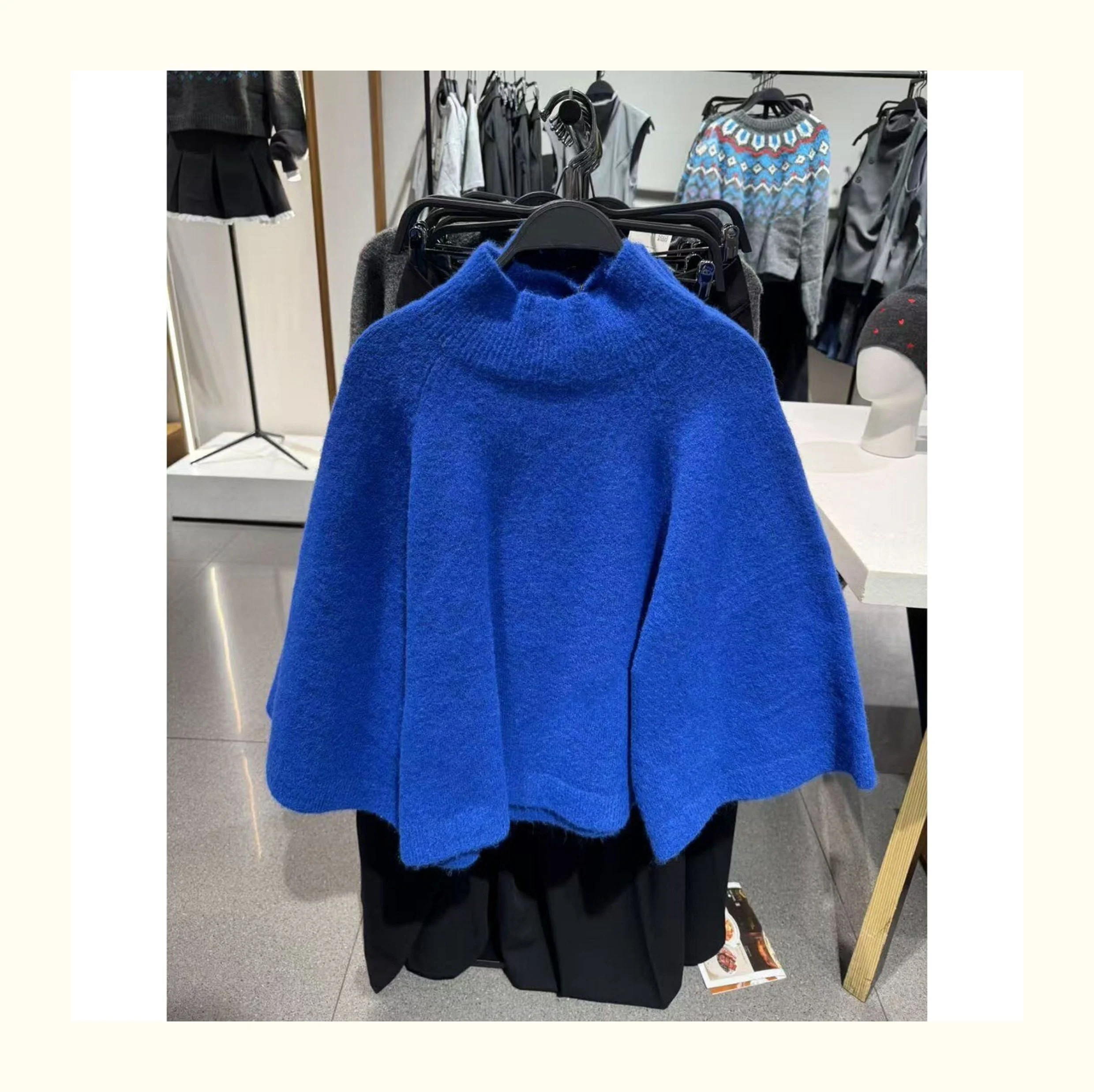 

Новый женский вязаный свитер 2026 года: универсальный, в французском стиле, минималистичный, с ребристым краем, воротником-стойкой и широкими рукавами