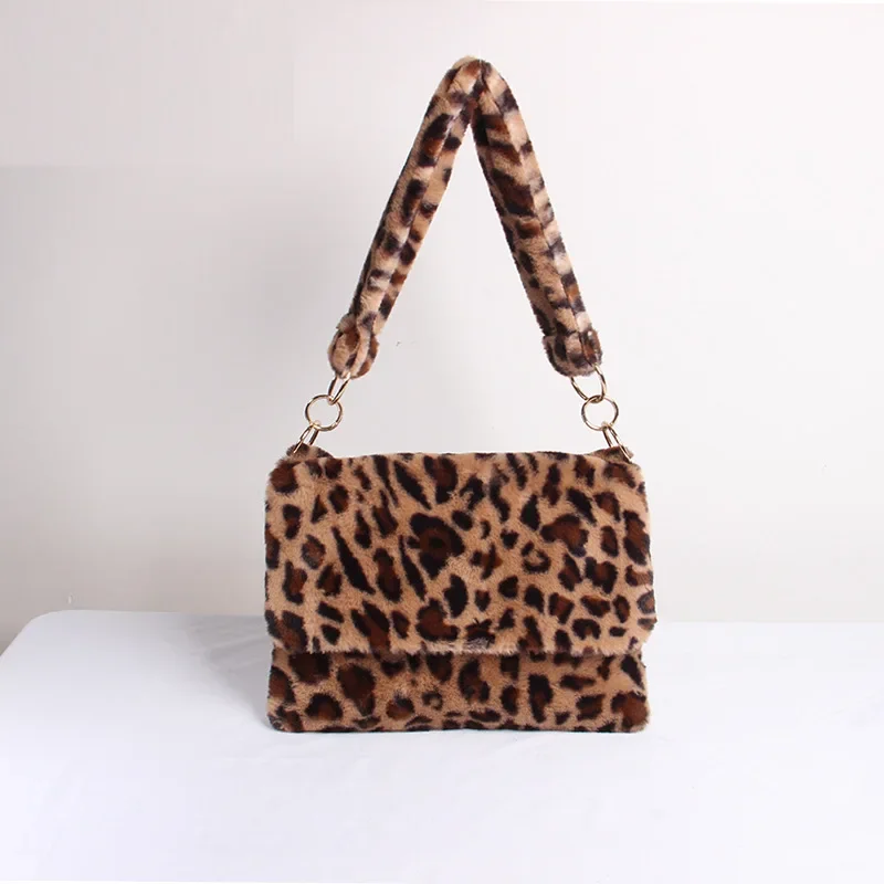 

Korean Fashion Leopard Print Handbag, Women's Plush Shoulder Bags, Large Capacity Envelope Bag, Suitable for Commuting