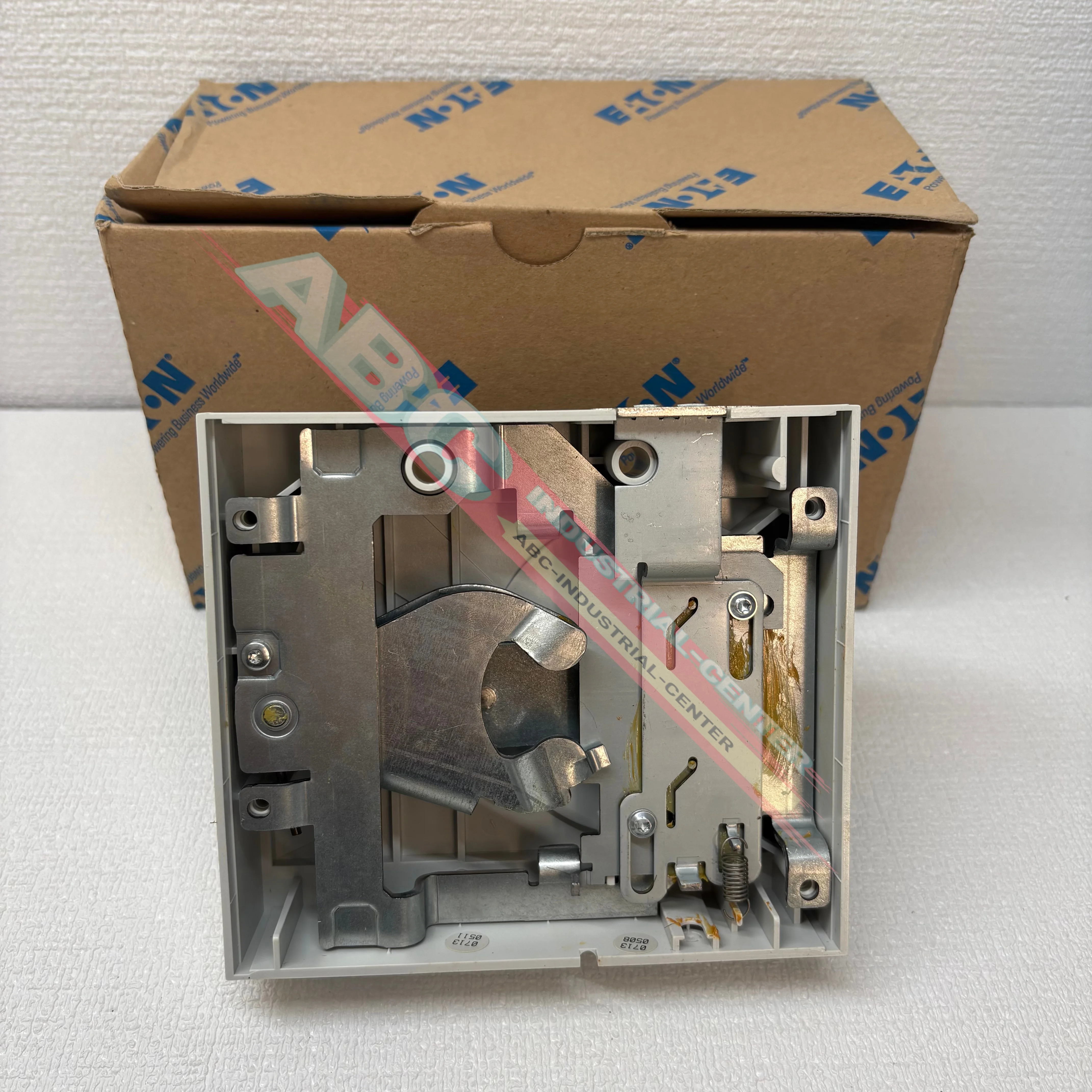 

Ручка автоматического выключателя NZM3-XDV, новая в коробке