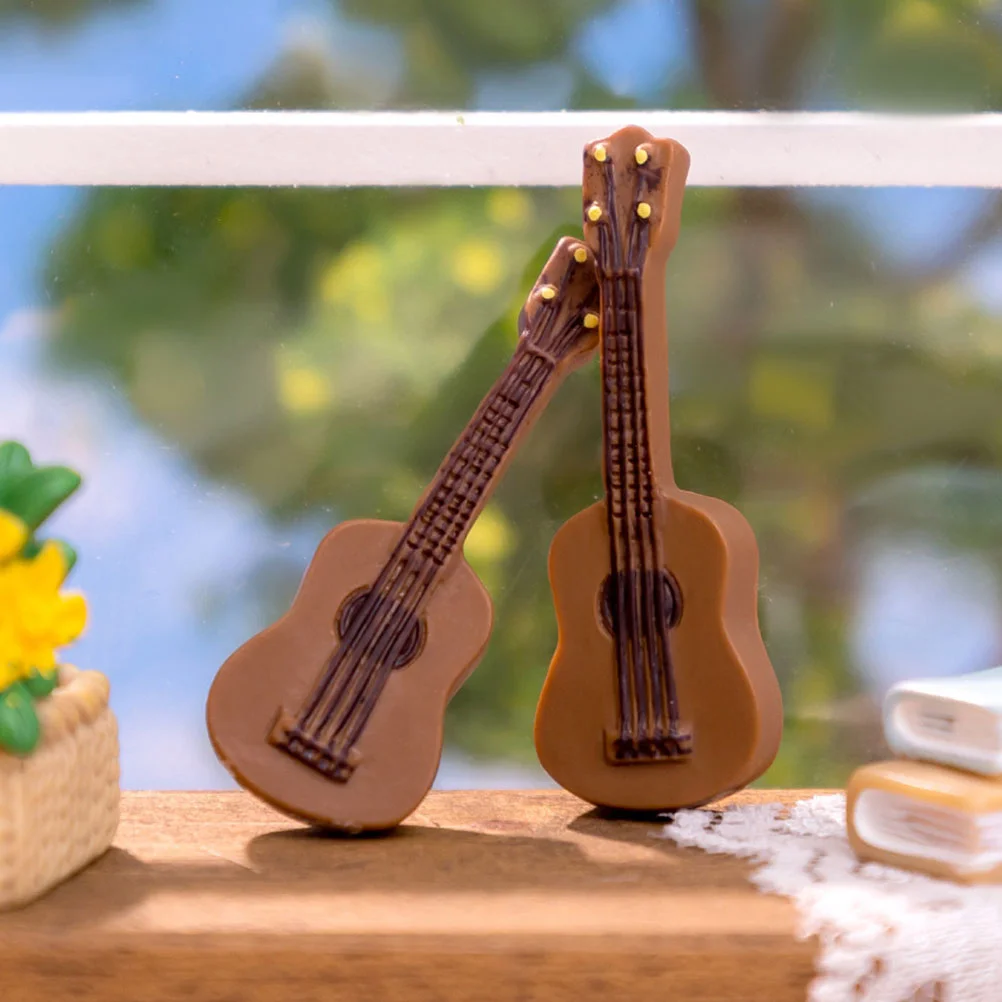 10pcs Miniature Guitar Model Resin Simulation guitar instrument mini model miniature ornaments Guitar Dollhouse Guitar