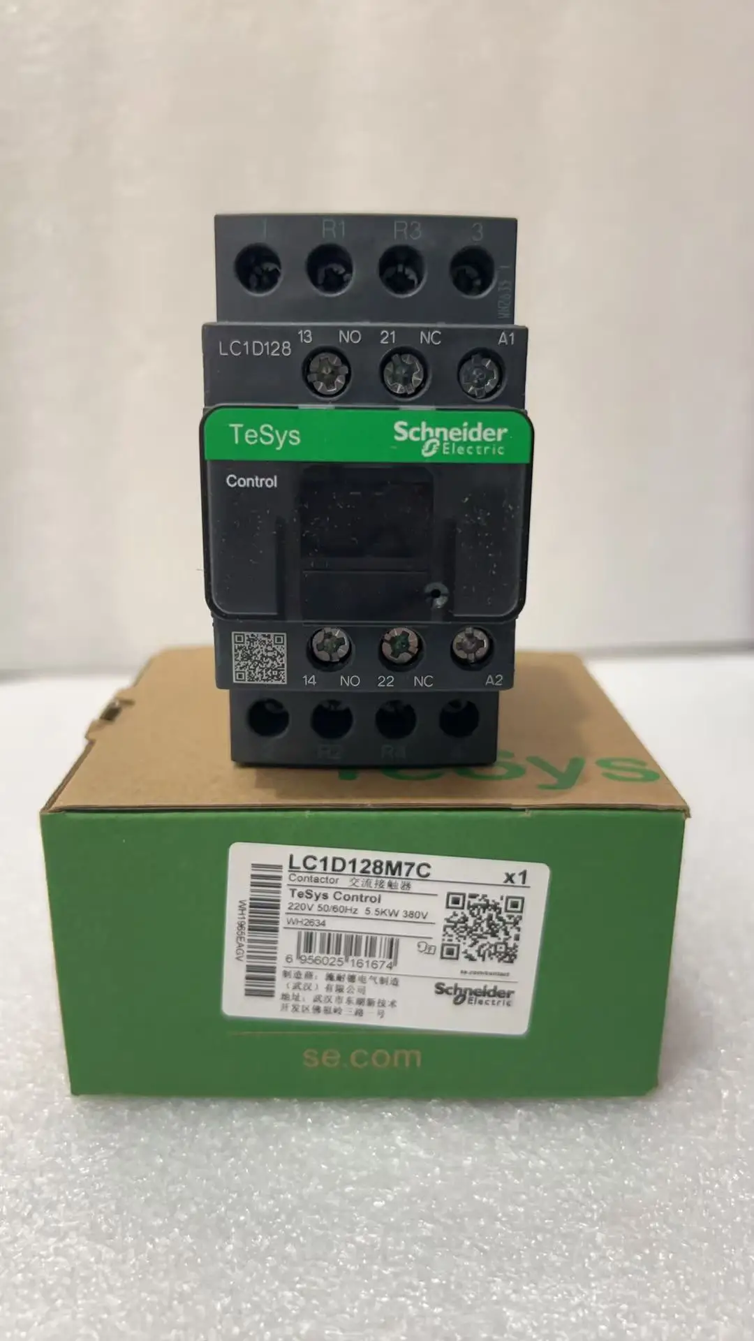 LC1D128 LC1D128M7 LC1D128M7C LC1-D128M7C contactor - 4P(2 NO + 2 NC) - AC-1 - = 440 V 25 A - 220 V AC coil