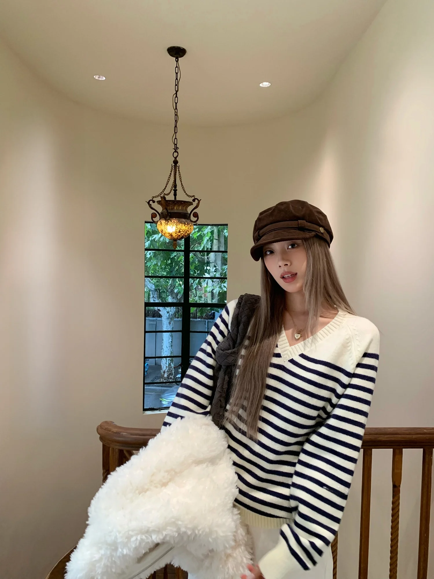 

Удобный женский свитер с V-образным вырезом в полоску, новинка весенней коллекции, корейский стиль, свободный крой, длинный рукав, теплый, термоэффект