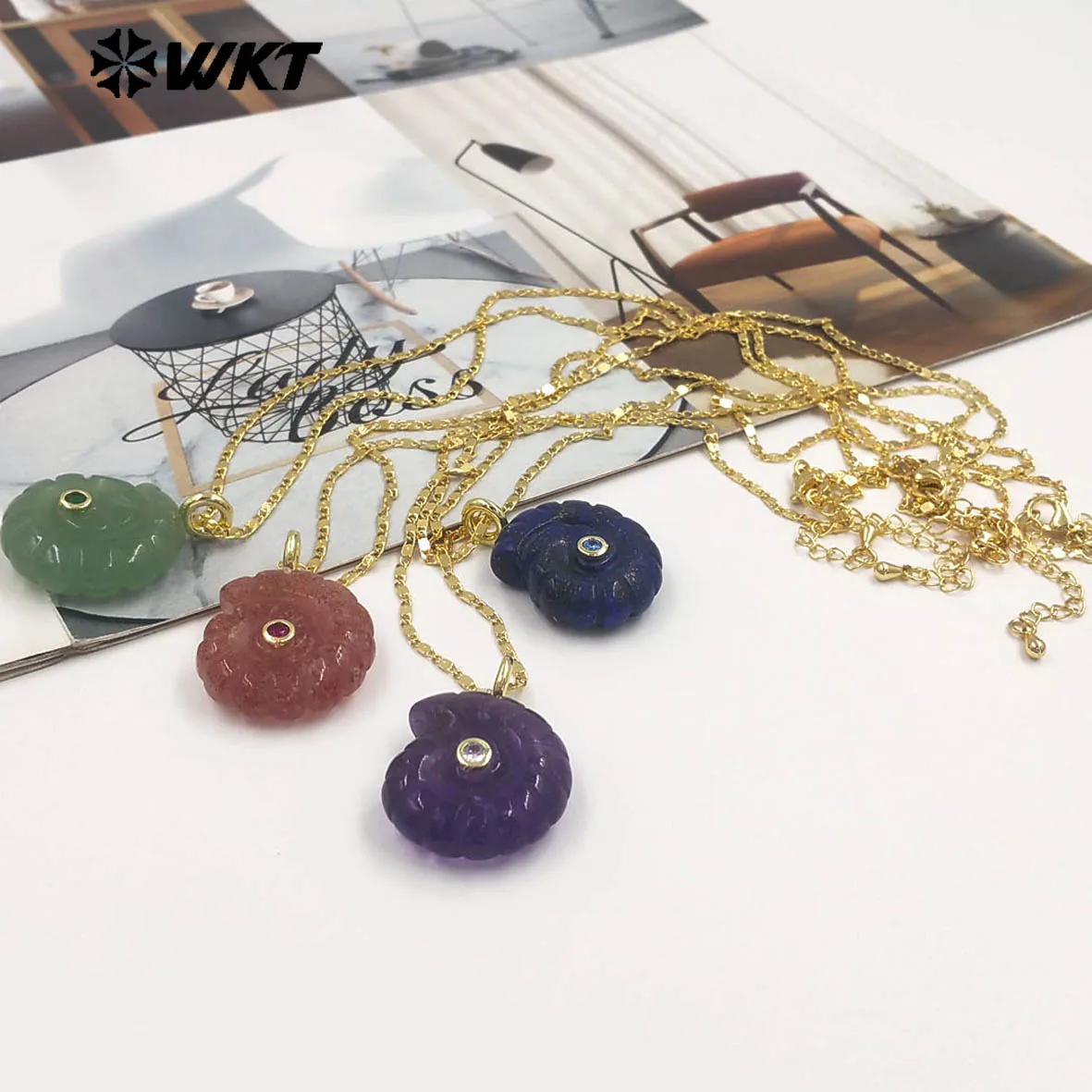 

WT-N1510 Hot Sale Gold Thin Chain With Natural Gemstones Carved Trumpet Pendant Necklace As Women Daily Wearing Jewelry